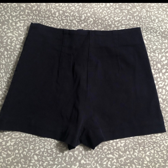 Black Wilfred Free Salcido shorts - Picture 3 of 6